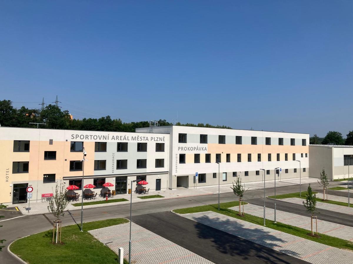 Hotel Prokopavka Plzen Bagian luar foto
